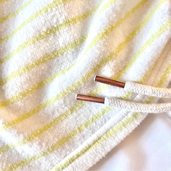 Volcom Lived in Lounge Frenchie Striped Shorts, Women’s Small, Cute! - Picture 6 of 7